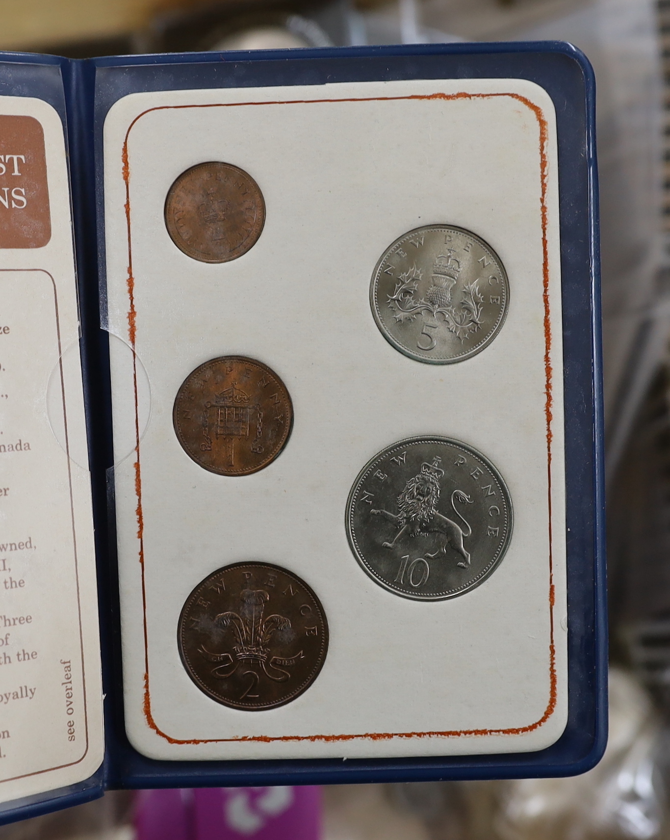 British coins, George VI to QEII including commemorative crowns, decimal coins sets, etc.